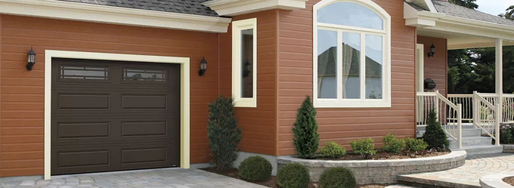 Classic XL, 9’ x 7’, Moka Brown, windows with Prairie Inserts